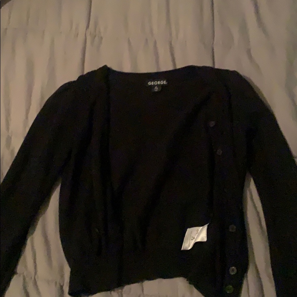 Light weight sweater